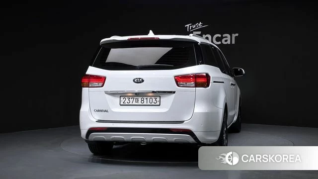 Kia All New Carnival id 4596459 из Кореи 34