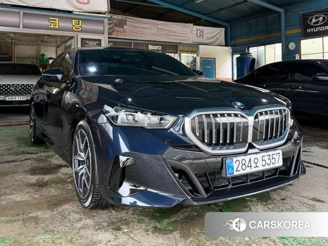 BMW 5 Series (G60) id 4279568 из Кореи 7