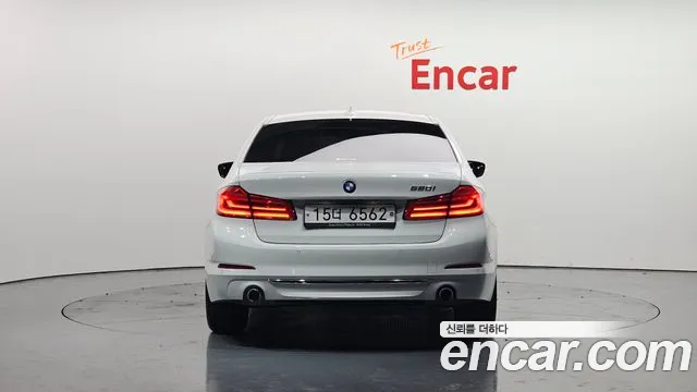 BMW 5 Series (G30) id 2315944 из Кореи 14