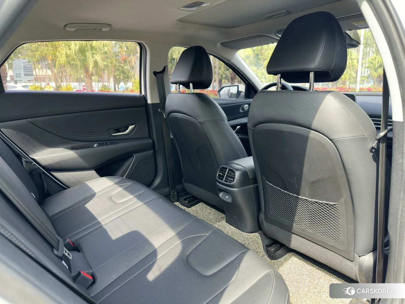 Hyundai Elantra 2023 Белый из Китая, фото 6