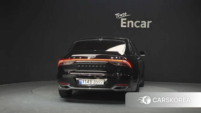 Hyundai The New Grandeur IG id 3852383 из Кореи 14