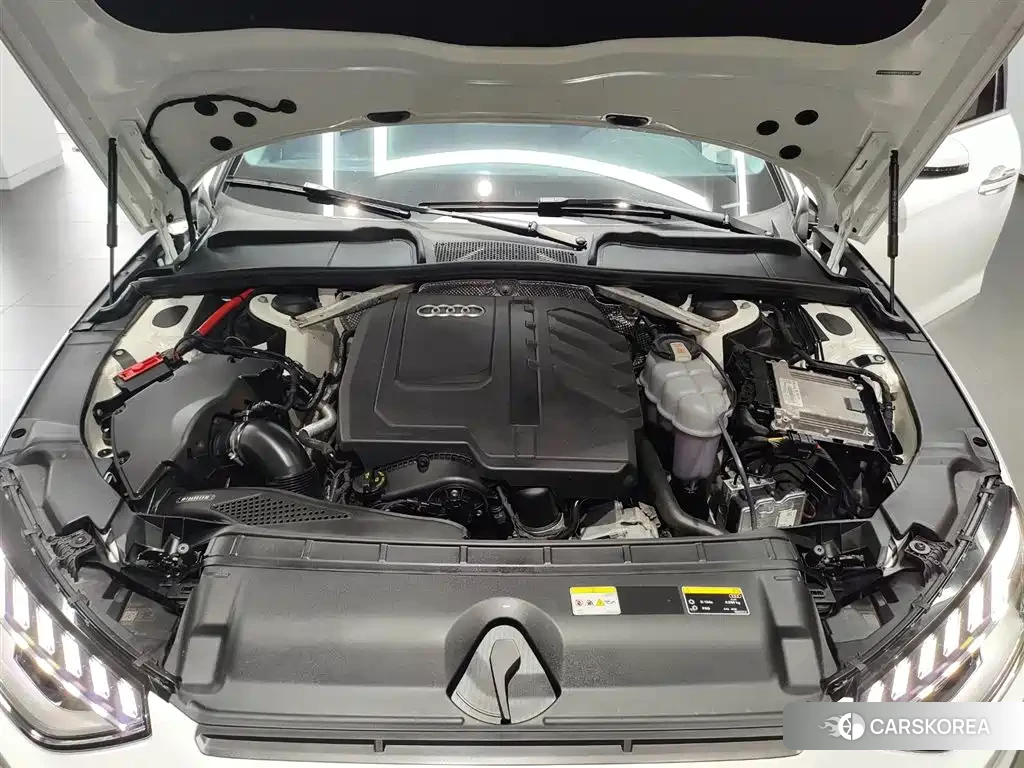 Audi A4L id 4539184 из Китая 21