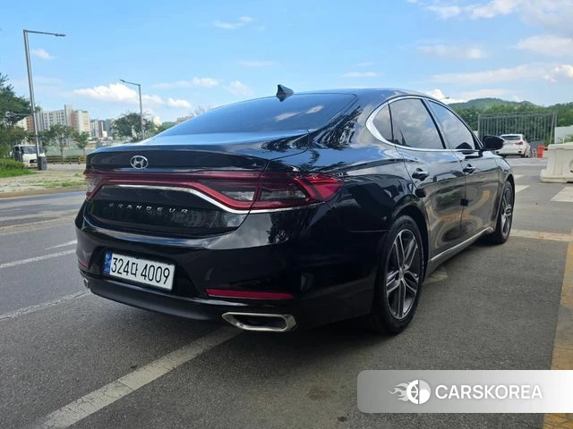 Hyundai Grandeur IG id 4596212 из Кореи 7