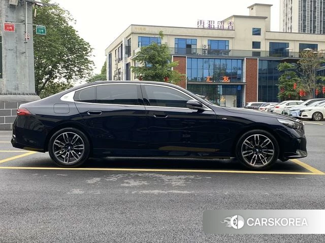 BMW 5 series id 4279218 из Китая 13