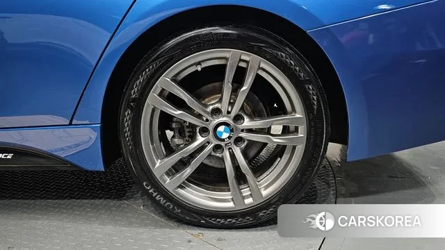 BMW 3 Series (F30) id 3661878 из Кореи 14