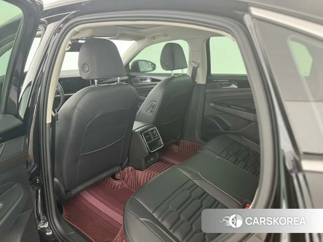 Volkswagen Passat 2021 Черный из Китая, фото 4