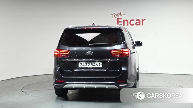 Kia The New Carnival id 3872921 из Кореи 14