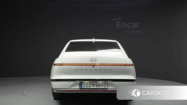 Hyundai Grandeur (GN7) id 3388648 из Кореи 14