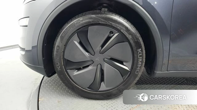 Tesla Model Y id 4757044 из Кореи 31