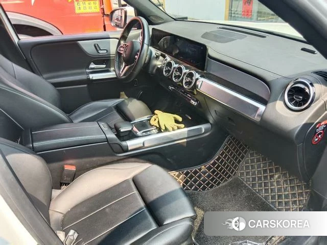 Mercedes-Benz GLB 2021 Белый из Китая, фото 4