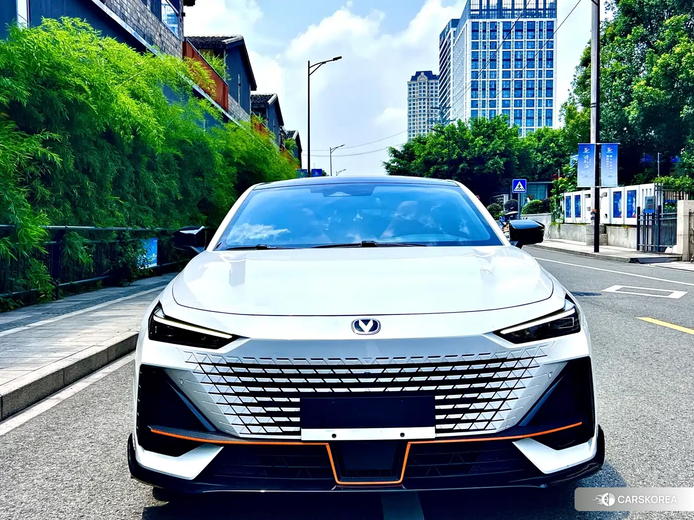 Chang'an Changan UNI-V id 4546385 из Китая 10