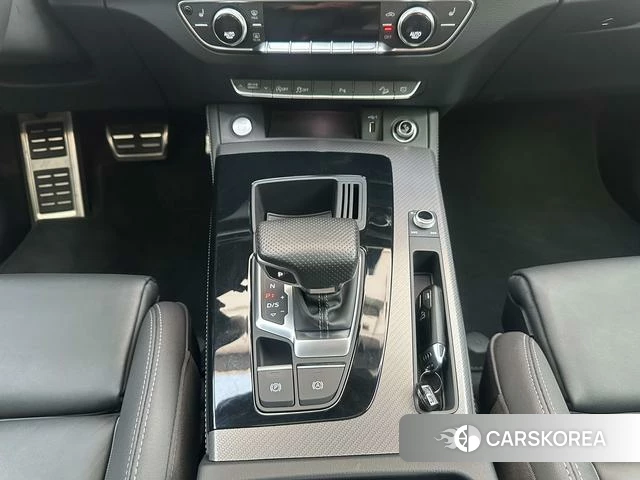 Audi Q5L id 4276120 из Китая 15