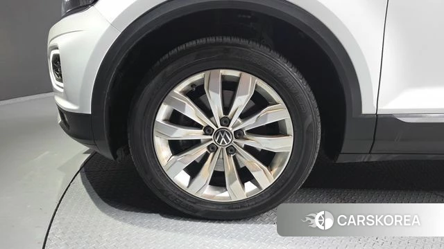 Volkswagen T-Roc id 4501097 из Кореи 25