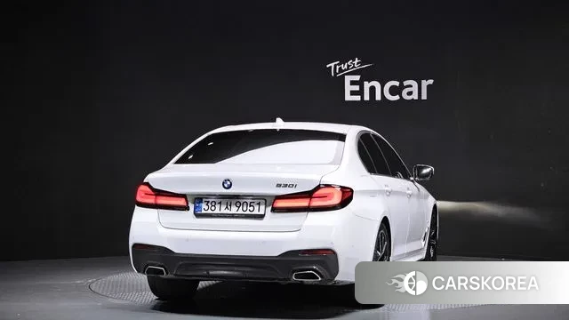 BMW 5 Series (G30) id 3043413 из Кореи 14