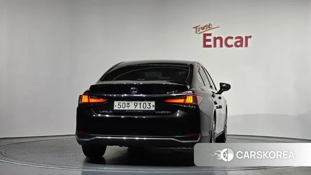 Lexus ES300h 7th generation id 3723618 из Кореи 14