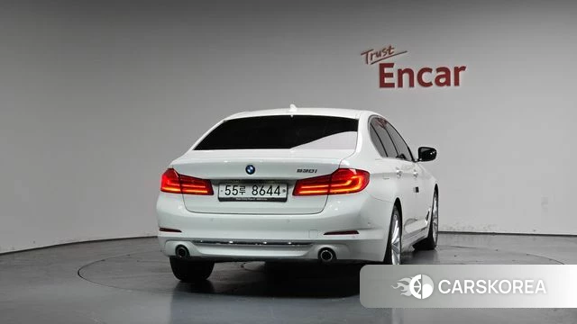 BMW 5 Series (G30) id 4269440 из Кореи 27