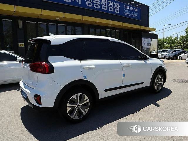 Kia Niro Plus id 4302793 из Кореи 13