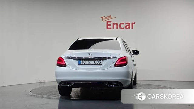 Mercedes-Benz C-Class W205 id 4770336 из Кореи 31