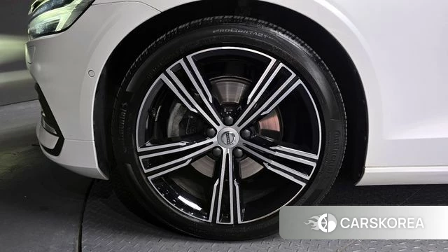 Volvo S60 3rd generation id 3842891 из Кореи 14