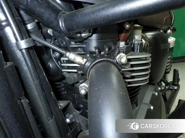 Engine photo