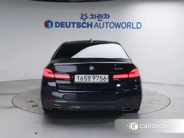 BMW 5 Series (G30) id 3479293 из Кореи 14