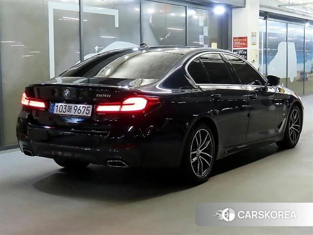 BMW 5 Series (G30) id 4281765 из Кореи 14
