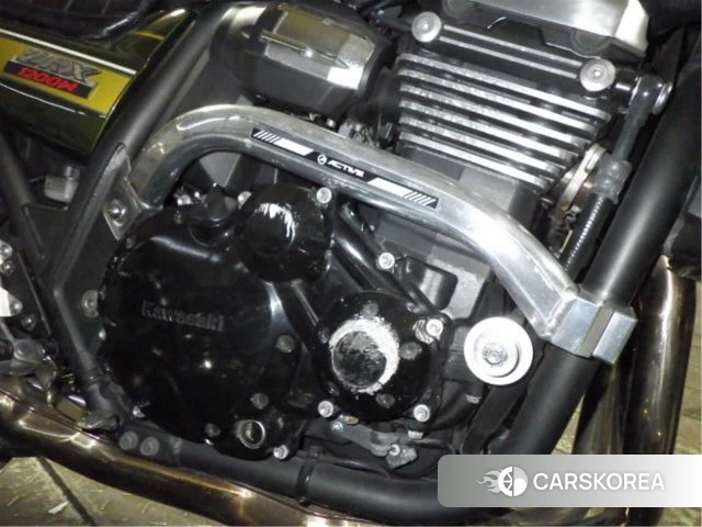 Engine photo