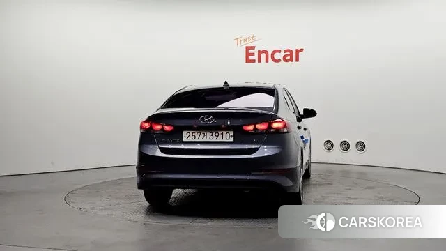 Hyundai Avante AD id 3651988 из Кореи 14