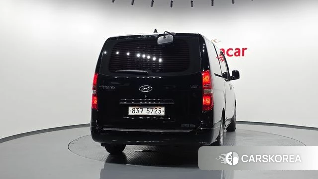 Hyundai The New Grand Starex id 4582149 из Кореи 14