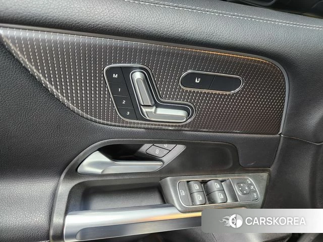 Mercedes-Benz GLB-Class X247 2021 Черный из Кореи, фото 4