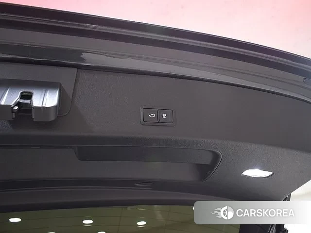 Audi e-Tron id 2940588 из Кореи 14