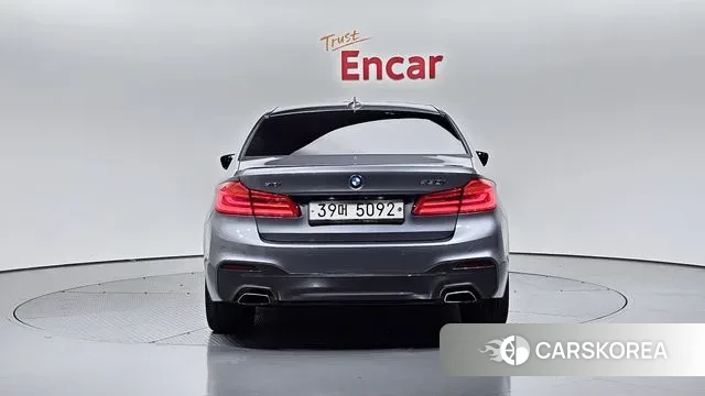 BMW 5 Series (G30) id 3284763 из Кореи 14