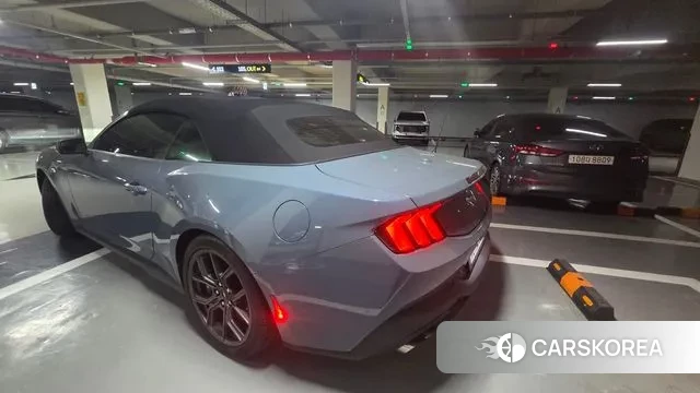 Ford Mustang 7th Generation 2024 Серый из Кореи, фото 4