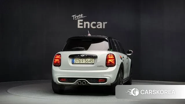 Mini Cooper S id 3479227 из Кореи 14