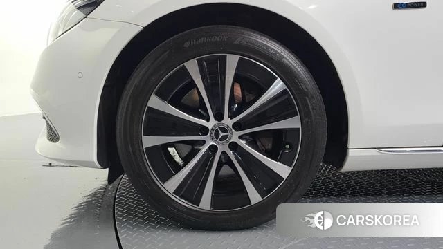 Mercedes-Benz E-Class W213 id 4683980 из Кореи 28