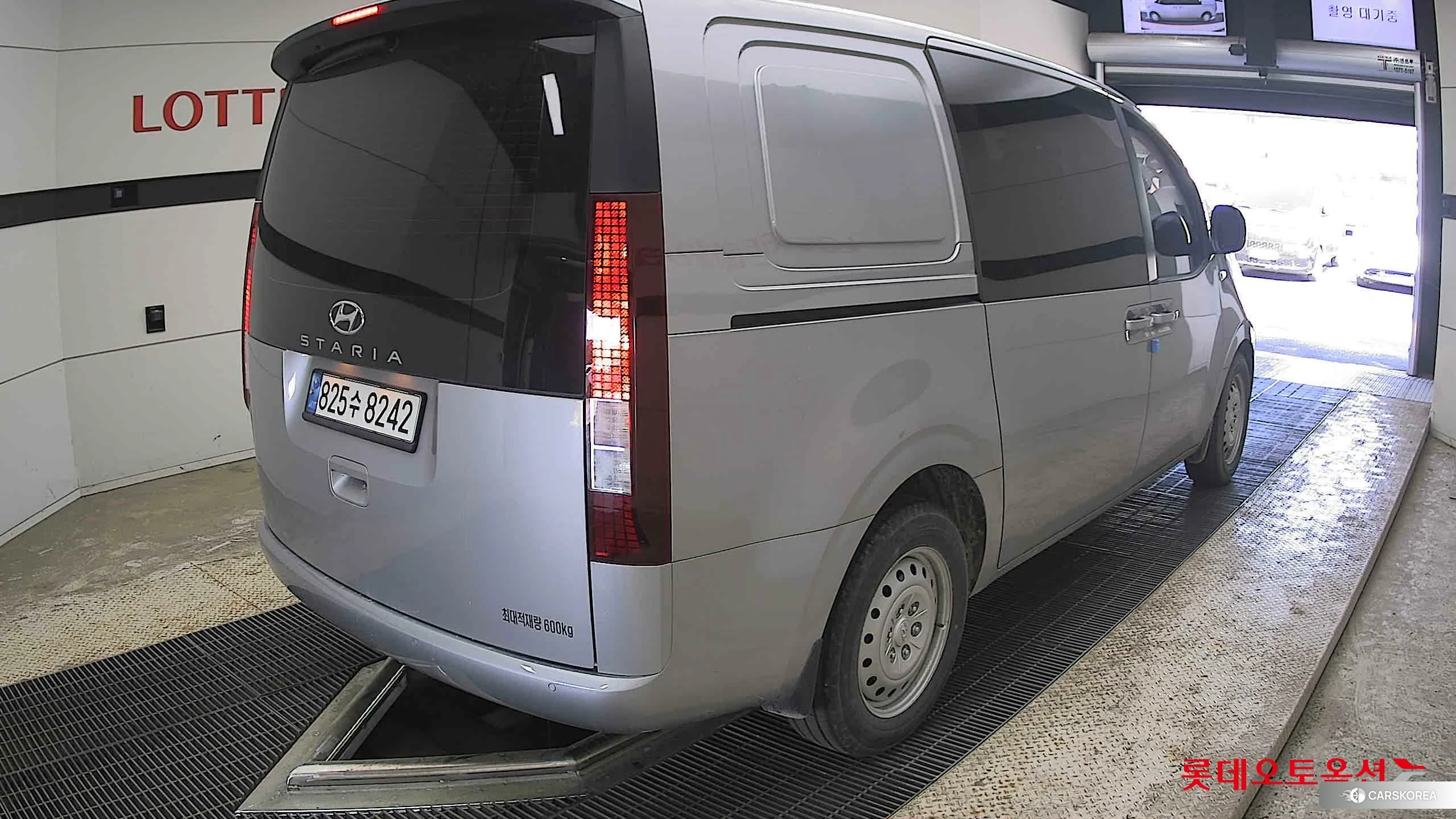 Hyundai Staria id 4296745 из Кореи 31