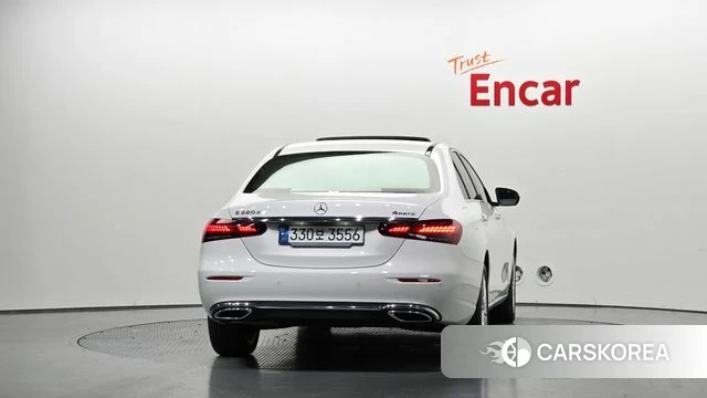 Mercedes-Benz E-Class W213 id 4591228 из Кореи 26