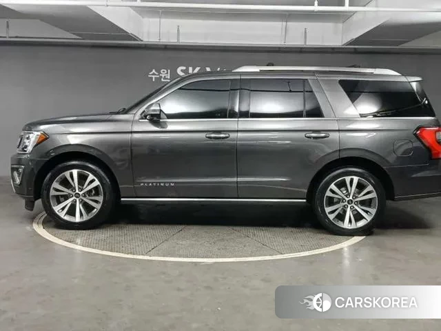 Ford Expeditation id 3343699 из Кореи 14