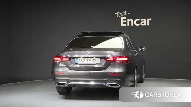 Mercedes-Benz E-Class W213 id 4631841 из Кореи 30