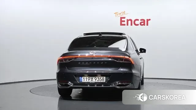 Hyundai The New Grandeur IG id 3059147 из Кореи 14