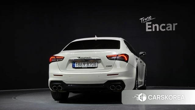 Maserati Ghibli id 4344071 из Кореи 29