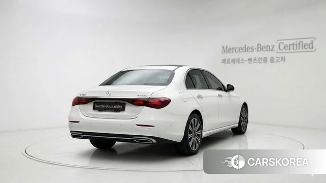 Mercedes-Benz E-Class W214 id 4248213 из Кореи 13