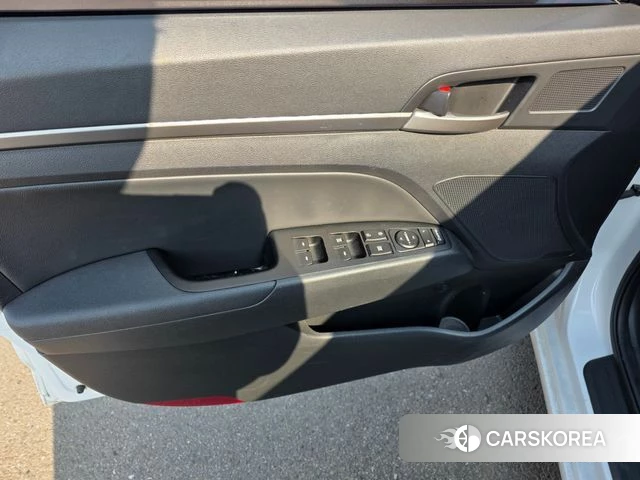 Hyundai Avante AD 2018 Белый из Кореи, фото 5