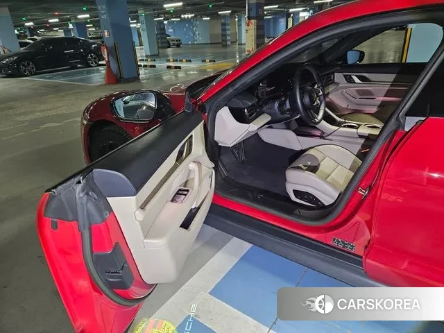 Porsche Taycan 2022 Красный из Кореи, фото 4