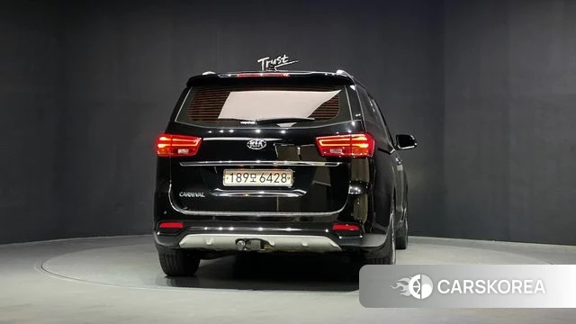 Kia The New Carnival id 4496909 из Кореи 25