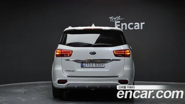 Kia The New Carnival id 2558750 из Кореи 14