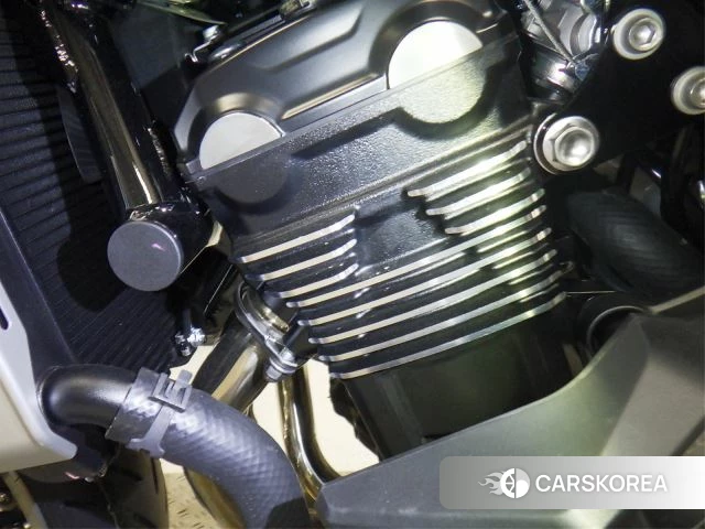 Engine photo