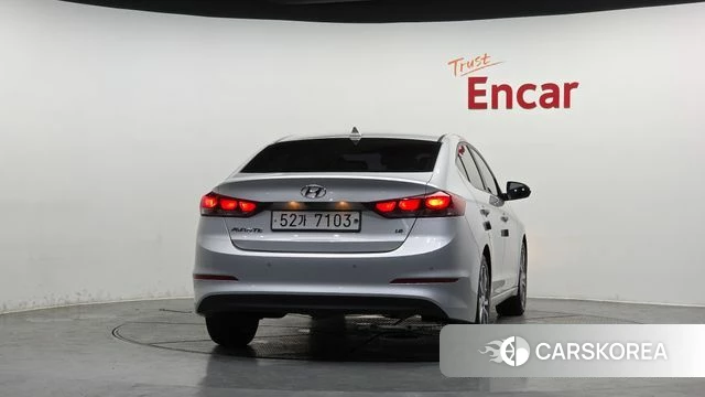 Hyundai Avante AD id 4568760 из Кореи 25