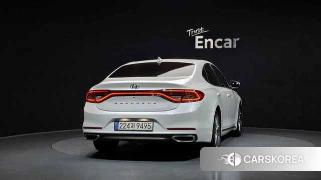 Hyundai Grandeur IG id 4295137 из Кореи 24