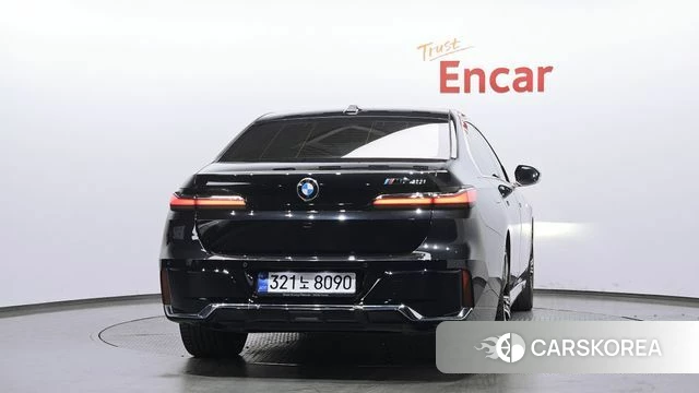 BMW 7 Series (G70) id 4354924 из Кореи 14